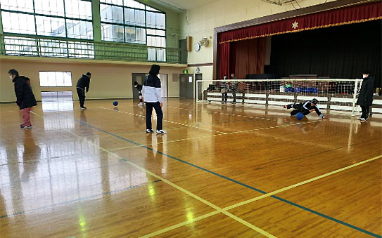 ユニバーサルスポーツ体験コーナー ゴールボール登場!