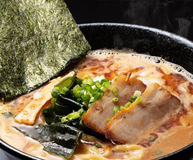 山形×北海道 海老味噌のさくらんぼ鷄チャーシュー麺