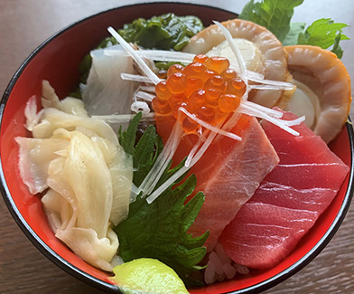 漢・松本りょーた! 俺の海鮮丼