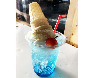 クリームソーダ