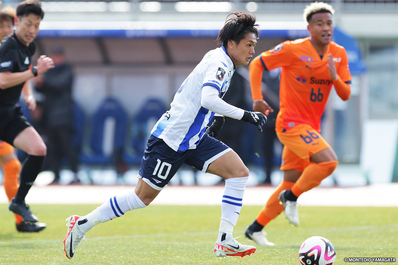 No.10 氣田 亮真 選手