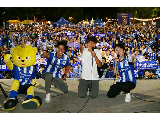 VICTORY PHOTO ～選手と勝利の記念撮影をしよう～